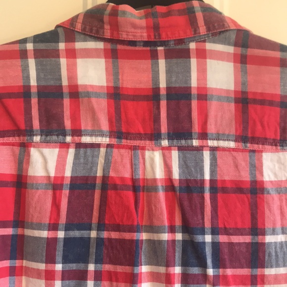 🩶5/$30 Universal Thread by Target Red White & Blue Plaid Button Down Size Small - Picture 8 of 8